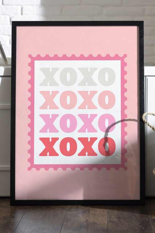 XOXO Ahşap Çerçeveli Poster, Dekoratif Pembe Duvar Tablosu