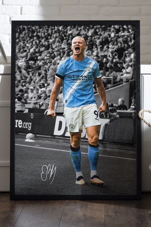 Erling Haaland Siyah Ahşap Çerçeveli Poster, Dekoratif Futbol Duvar Tablosu