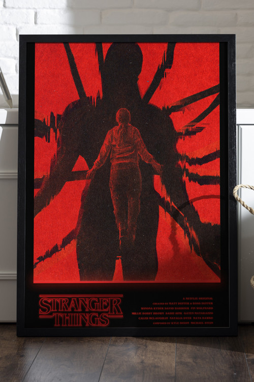 Stranger Things Siyah Ahşap Çerçeveli Poster, Dizi Duvar Tablosu