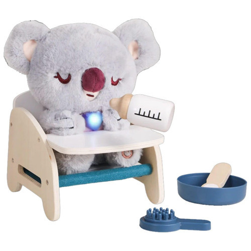Care Pets İnteraktif Peluş Bebek Koala Oyuncak Seti | Işıklı, Sesli ve Ahşap Aksesuarlı Eğitici Oyun Seti