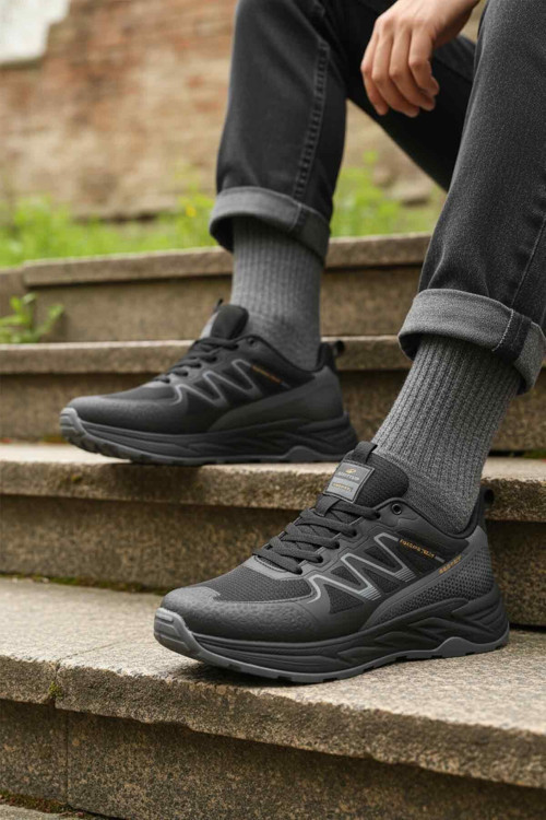 Siyah-Siyah Bağcıklı Kalın Kaymaz Tabanlı Erkek Yürüyüş ve Spor Ayakkabı Sneaker BST-2002