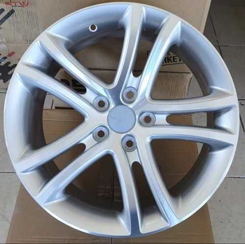 5X112 18 inç SAVANNAH JANT MODELİ SİLVER VOLKSWAGEN SEAT SKODA AUDİ UYUMLU JANT BİR TAKIM 4 ADET