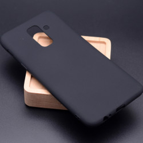 Galaxy J8 Premier Silikon İnce Kılıf - Siyah