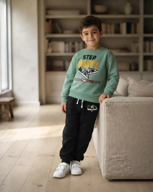 Erkek Çocuk Yeşil Baskılı Sweatshirt ve Siyah Eşofman Takımı
