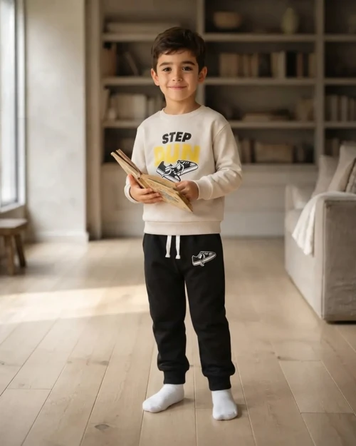 Erkek Çocuk Sütlü Kahve Renkli Step Out Baskılı İkili Takım