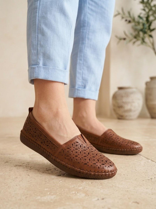 Hakiki Deri Taba Kadın Babet Ortopedik Taban Lazer Delikli Slip-On Comfort Ayakkabı