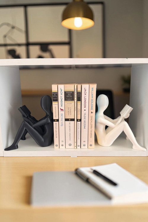 Kitap Okuyan Figürlü Büyük Boy Kitap Tutucu 2'li Set 17 cm