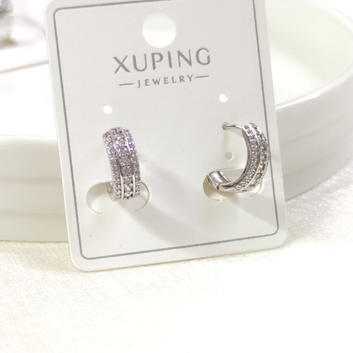 XUPING 10 MM HALKA TAŞLI KÜPE BEYAZ