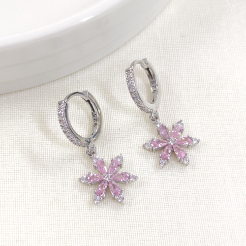 PEMBE LOTUS HALKA GÜMÜŞ KÜPE - RODYUM BEYAZ