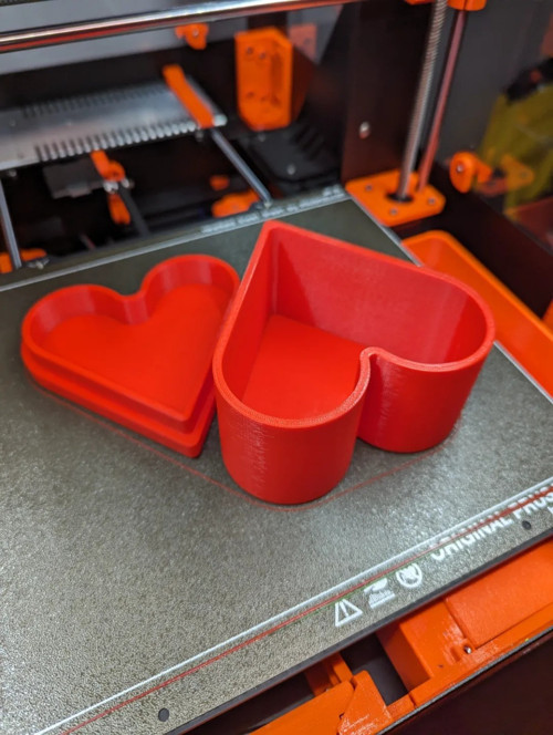 3D Baskı Kalp Şeklinde Kapaklı Hediye Kutusu Dekoratif Takı Yüzük Saklama Kutusu Sevgililer Günü 10x10x5 cm