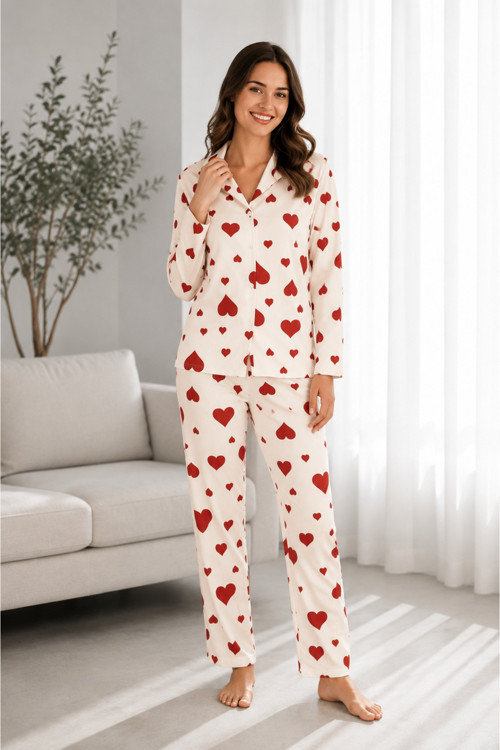 Kadın Pembe Fiyonk Desenli Pijama Takımı
