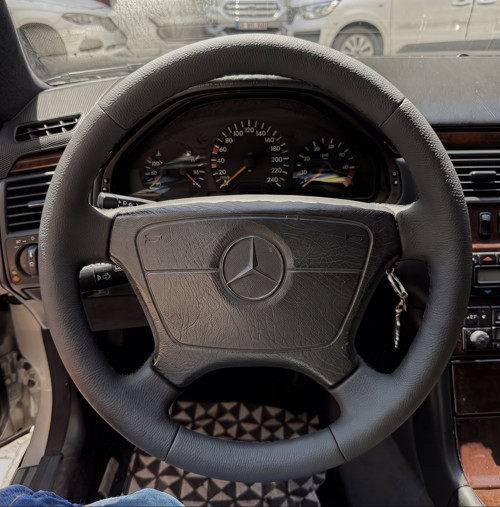 Mercedes W124 E200 Araca Özel Dikmeli Direksiyon Kılıfı DÜZ DERİ