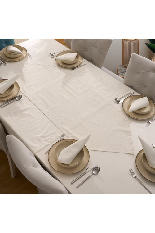 5 Parça Sofra Sunum Seti 4 Adet Amerikan Servisi Supla 35X45 Cm + 1 Adet Üçgen Runner - 50X150