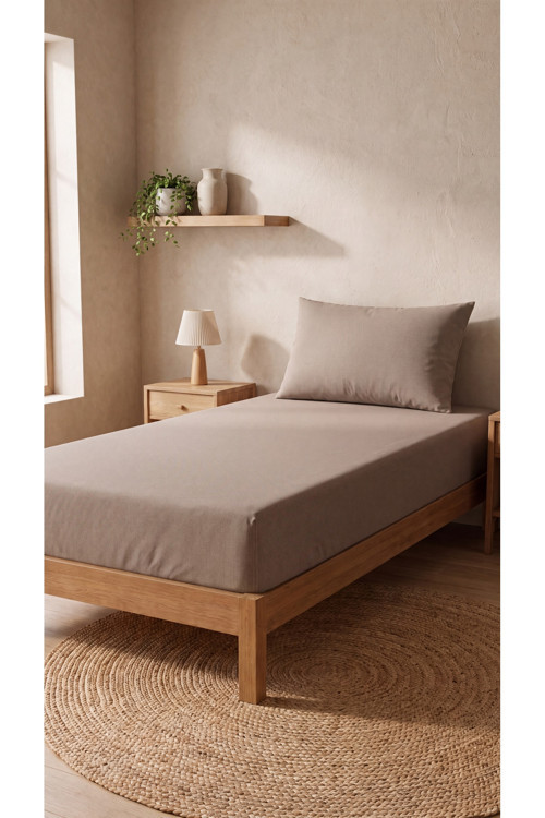 Tek Kişilik Lastikli Çarşaf Takımı 1 Lastikli Çarşaf (100 X 200) 1 Yastık Kılıfı (50 X 70)