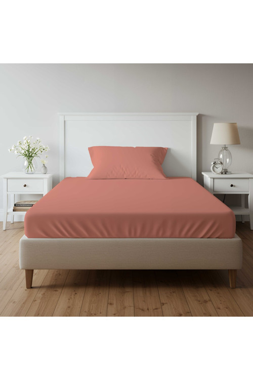 Tek Kişilik Lastikli Çarşaf Takımı 1 Lastikli Çarşaf (100 X 200) 1 Yastık Kılıfı (50 X 70)