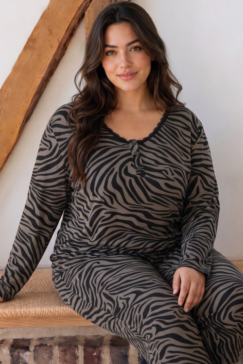 Desenli Düğmeli Büyük Beden Battal Boy Viskon Örme Pijama Takım 26224859
