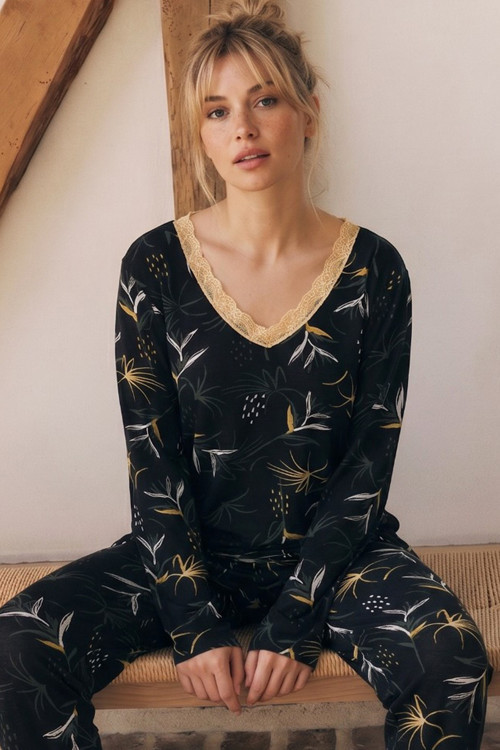 Desenli V Yaka Danttelli Viskon Örme Pijama Takım 26224623