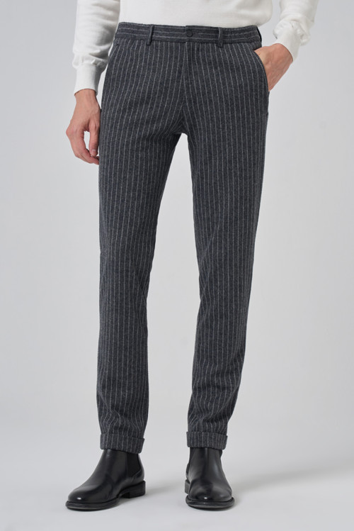Erkek Gri Trend Slim Fit Lastikli Fermuarlı Pantolon