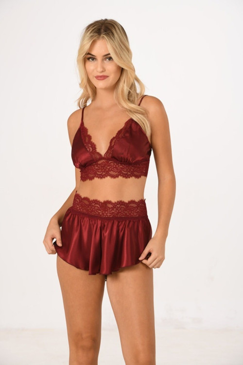 Nooala Kadın Dantel Detaylı Saten Şortlu Pijama Takımı
