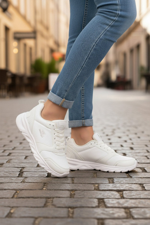 Beyaz Bağcıklı Kalın Rahat Tabanlı Unisex Yürüyüş ve Spor Ayakkabı Sneaker Epic