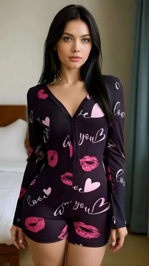 Kiss Heart Dream Pamuklu Kırmızı Öpücük Ve Kalp Desenli Düğmeli Uzun Kol Tulum Pijama