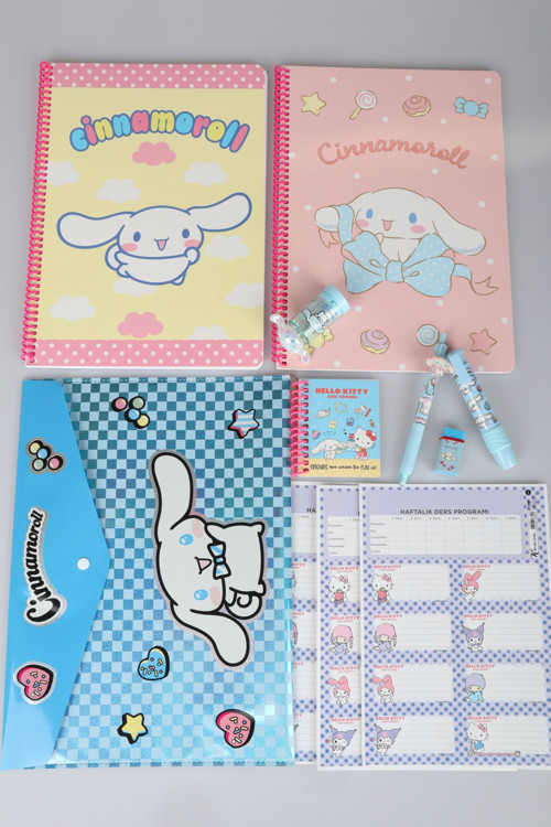 Sweet Bow Collection Lisanslı Stickerlı 2 Adet A4 Defter,Çıtçıt Dosya,Uçlu Kalem Seti