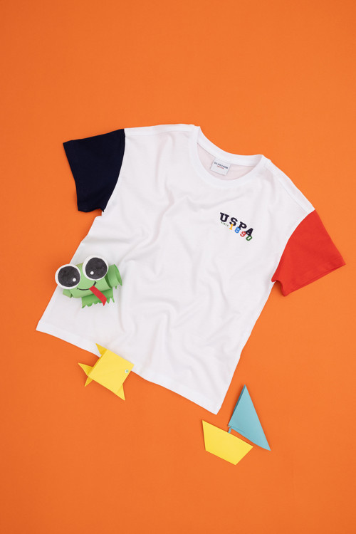 Erkek Çocuk Beyaz Oversize Bisiklet Yaka Tişört 50288060-VR013