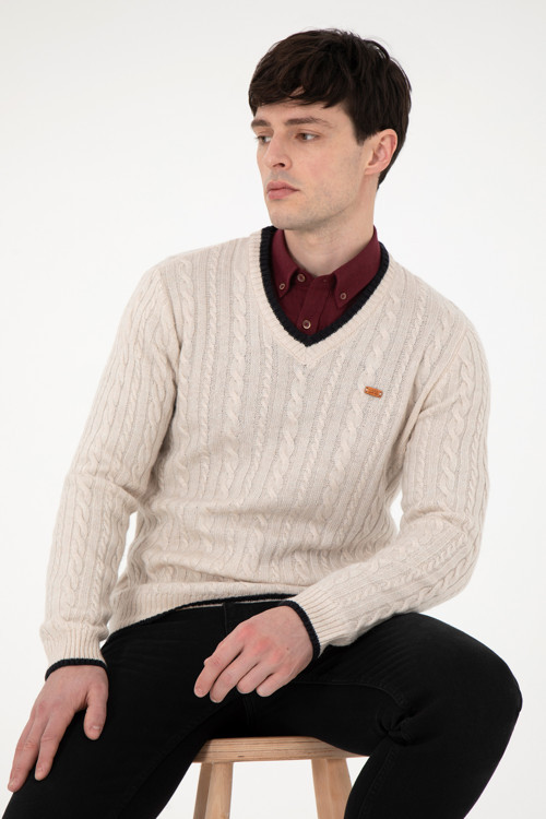 Erkek Regular Fit V Yaka Taş Yaka Detaylı Kazak 50297083-VR049