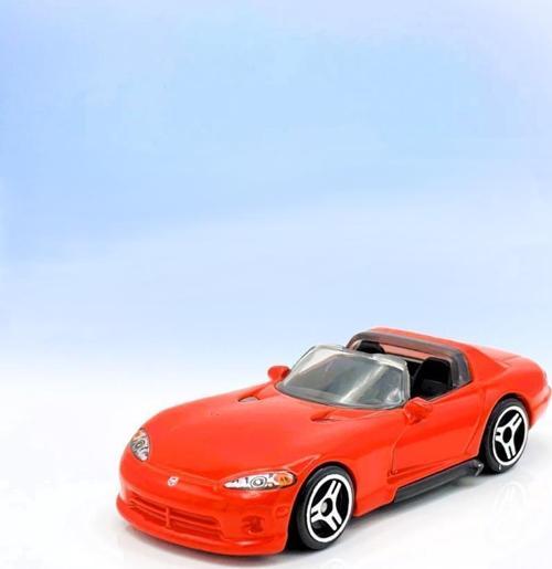 Tekli Arabalar 92 Dodge Viper Rt/10 HKG71