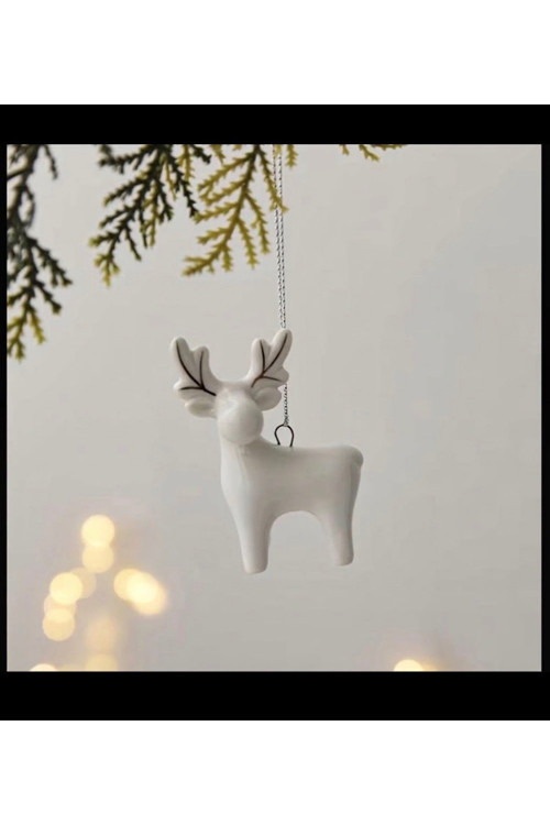 Porselen Geyik Yılbaşı Ağaç Süsü – Dekoratif Seramik Yılbaşı Süsü (6.5 cm)