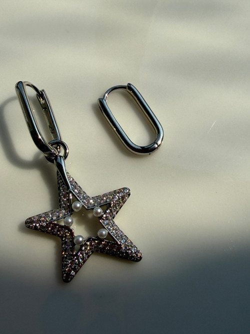 Silver Taşlı Yıldız Figürlü İnci Detaylı Küpe