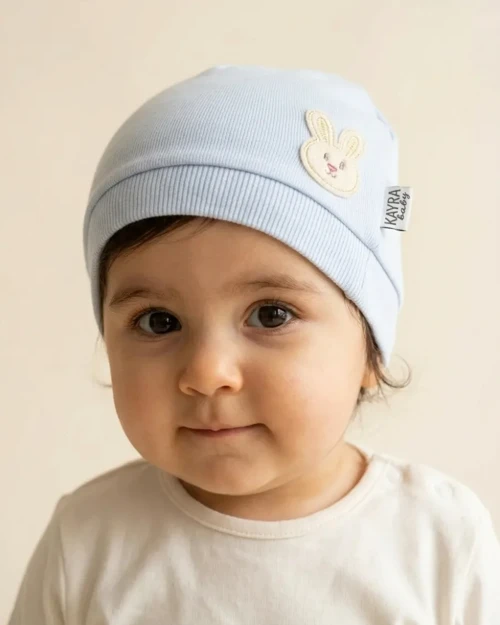 Tavşan Nakışlı Kız Bebek Bere