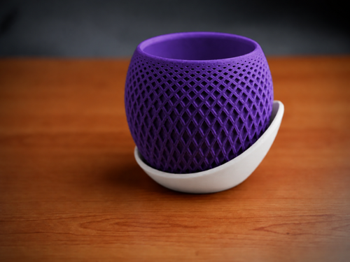Alvera Küre Saksı – 3D Baskı Kafes Dokulu Iki Parçalı Dekoratif Saksı - Mor-Beyaz