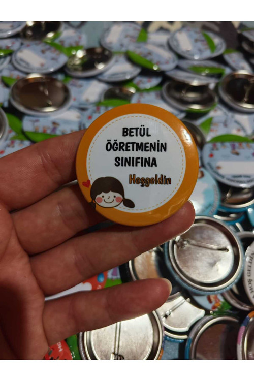 Öğretmeninin Sınıfına Hoş Geldin - Kız Çocuk İğneli Rozet (20 ADET)