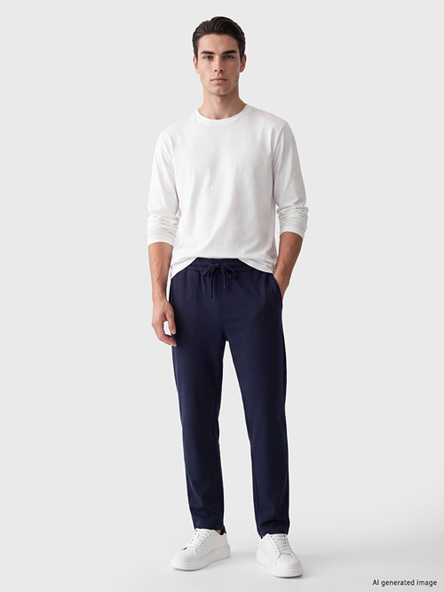 LCWAIKIKI Classic Lacivert Regular Fit Erkek Eşofman Altı