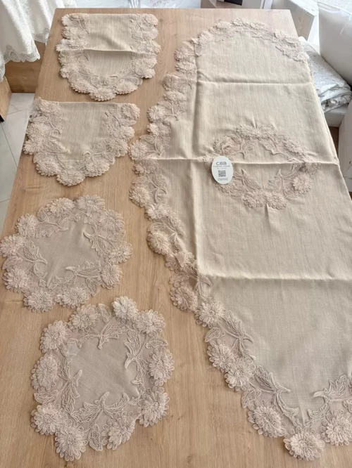 Salon Takımı Çeyizlik Kapiçino Runner Set 5 Parça Keten Masa Örtüsü Runneri Flowers