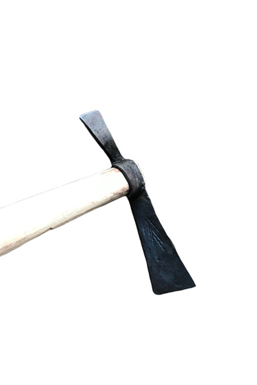 Saplı Çelik Dövme Bağ Bahçe Kazması