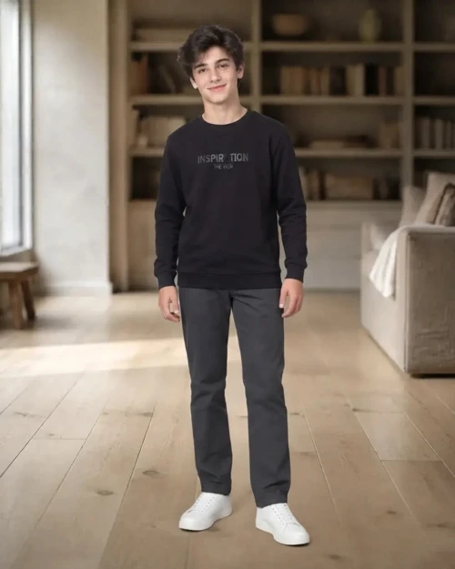 Siyah Baskılı Erkek Çocuk Sweatshirt Modeli
