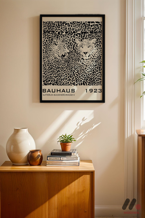 Bauhaus 1923 Leopar Desen Afişi, Siyah Çerçeveli Duvar Tablosu - Modern Ev Dekorasyonu