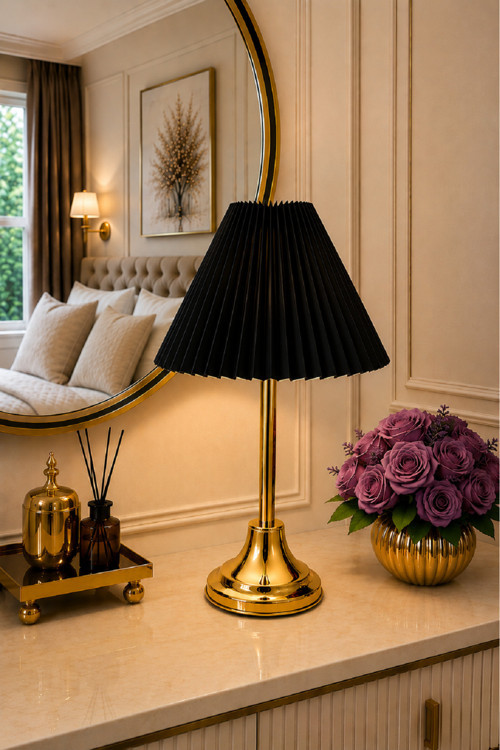 Pileli Metal Masa Abajuru Gece Lambası Yatak Odası Lambası Modern Dekoratif Abajur