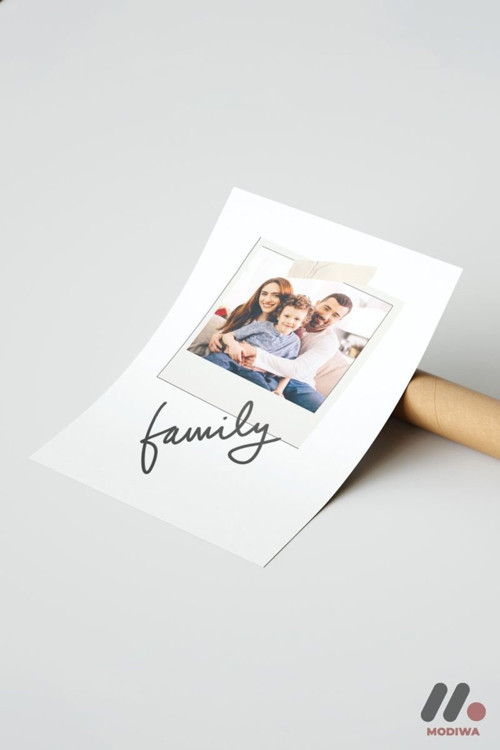 Kişiye Özel Family Polaroid Poster, Çerçevesiz Duvar Afişi 30X42 Cm
