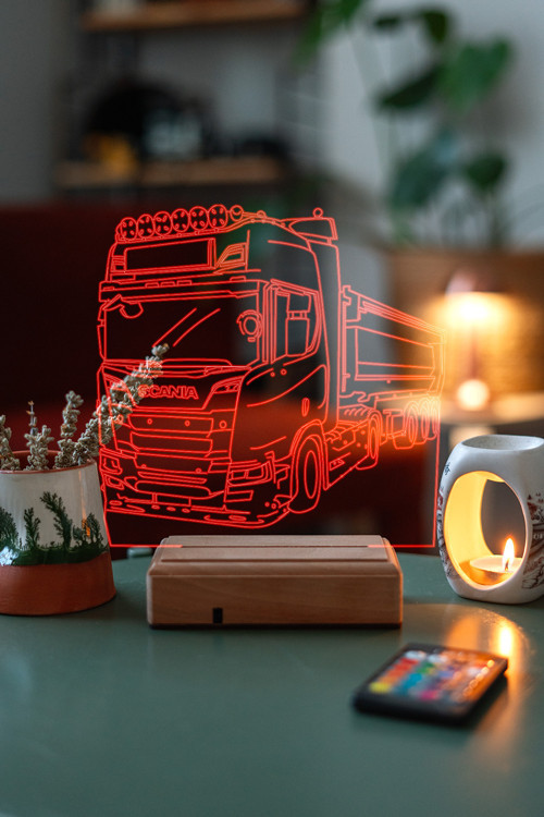 Plakalı Kişiye Özel Scania Tır Gece Lambası