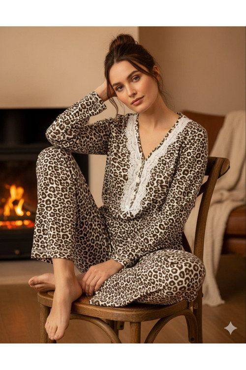 %100 Pamuklu Leopar Desenli Penye Pijama Takımı – Kadın Ev Giyimi