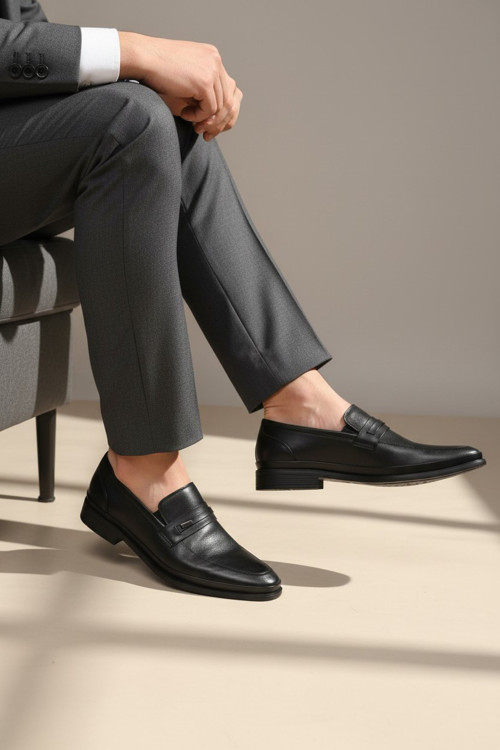 Metal Tokalı Şerit Detaylı Klasik Loafer Erkek Deri Ayakkabı