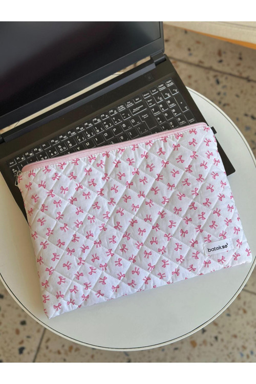 Pembe Pötikare Kurdele Desenli Laptop - Tablet Çantası 13-14 Inç