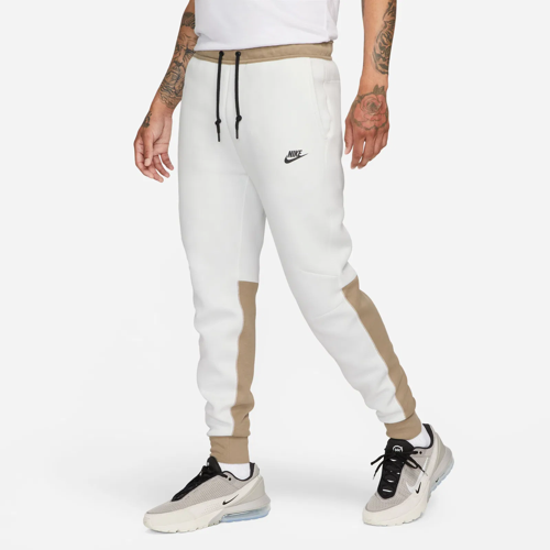 Tech Fleece Erkek Beyaz Eşofman Altı FB8002-121