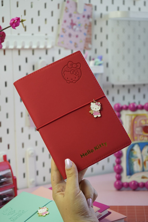 2113 Hello Kitty Geçmeli Vegan Kpk Günlük 13X18 192Yp