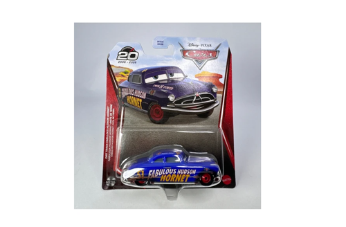 Disney Pixar Cars Dirt Track Fabulous Hudson Hornet 20.yıl Model Araba DXV29