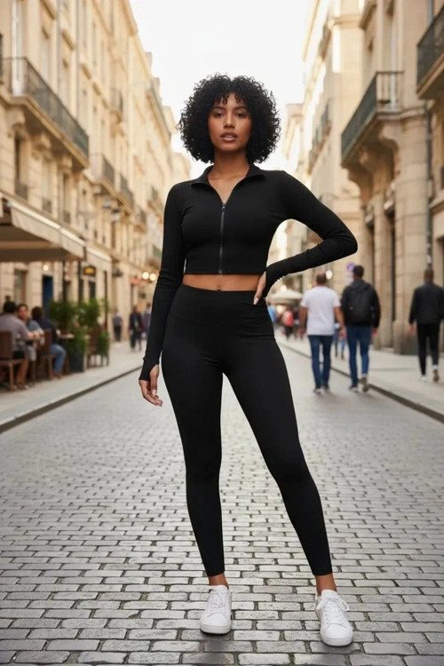 Kadın Siyah Dik Yaka Fermuarlı Uzun Kollu Parmak Geçmeli Crop Top Spor Bluz