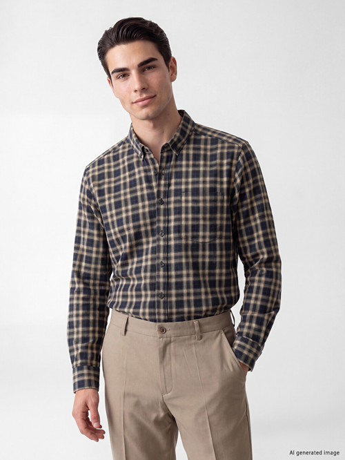 LCWAIKIKI Classic Bej Standart Kalıp Ekose Gabardin Erkek Gömlek